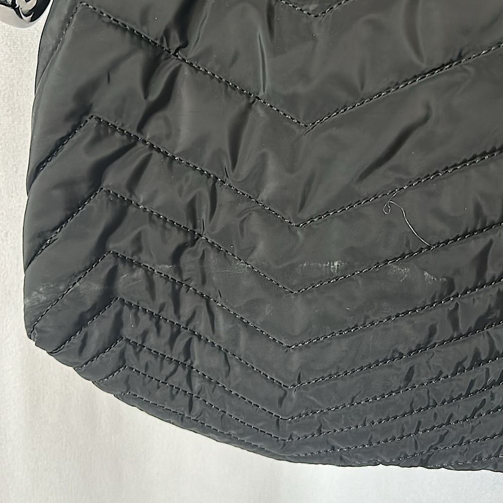 Stuart Weitzman Black Chain Strap Quilted Puffer Tote Bag Purse 🌺🌺 - Picture 7 of 7